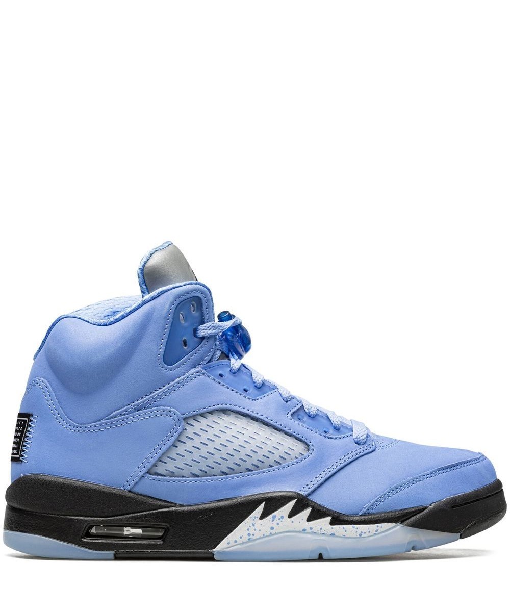 Air Jordan 5 UNC