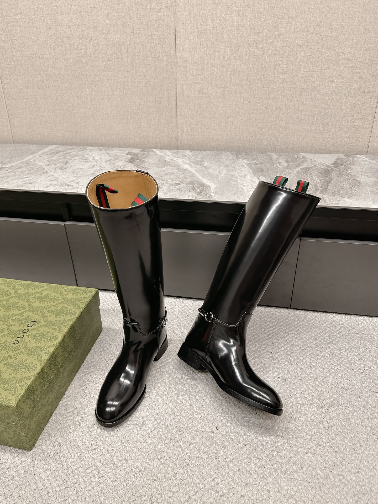 GUCCI Kelly knight boots 001