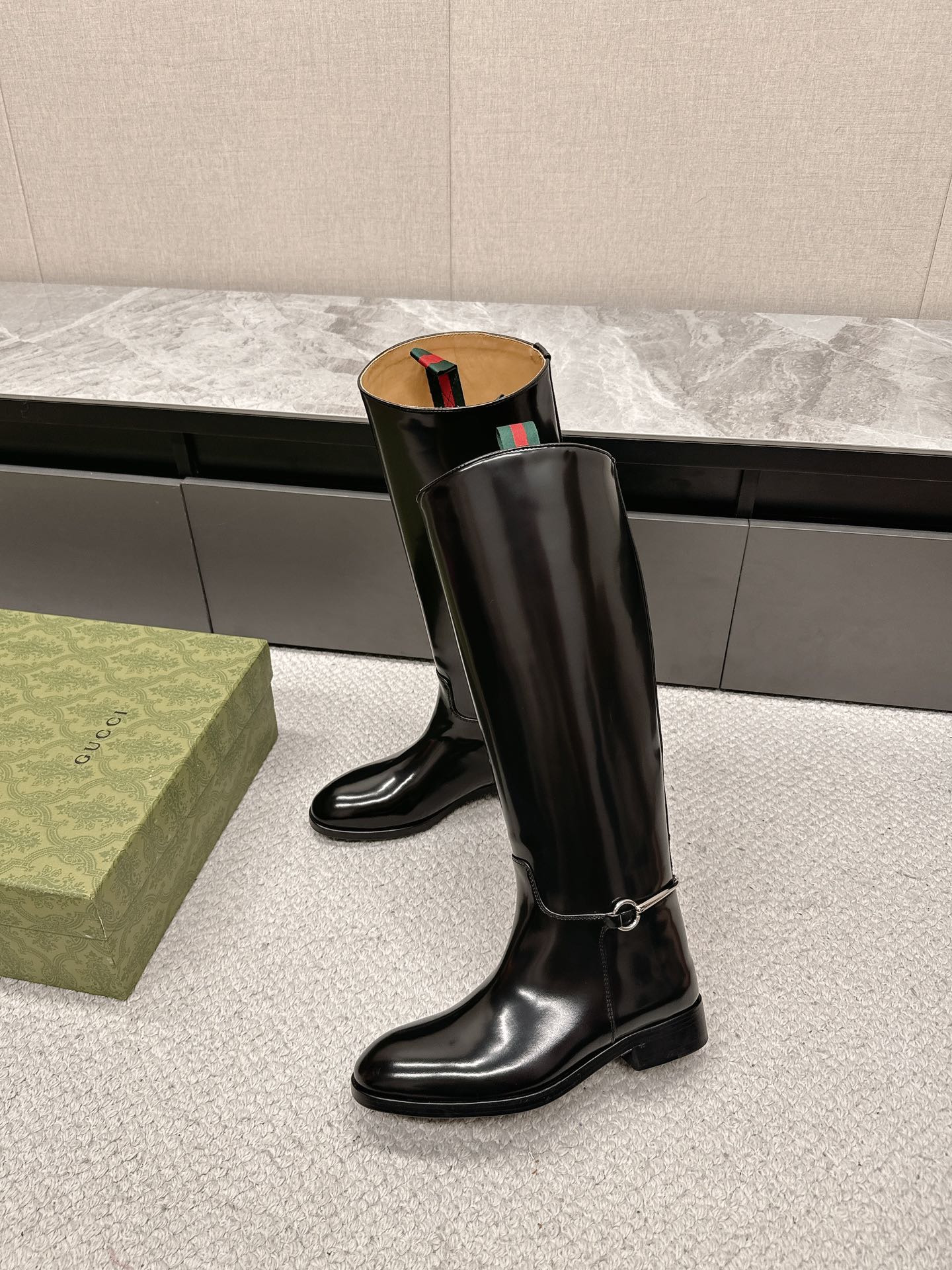 GUCCI Kelly knight boots 001