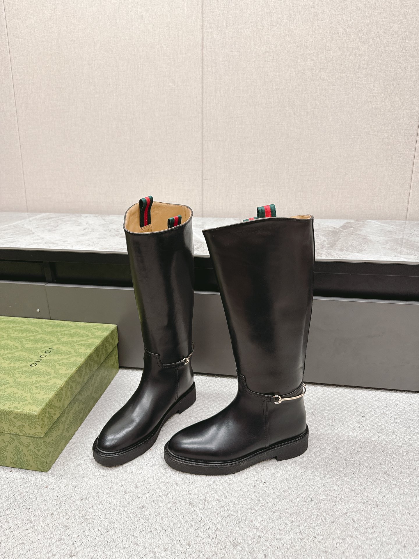 GUCCi equestrian boots 001