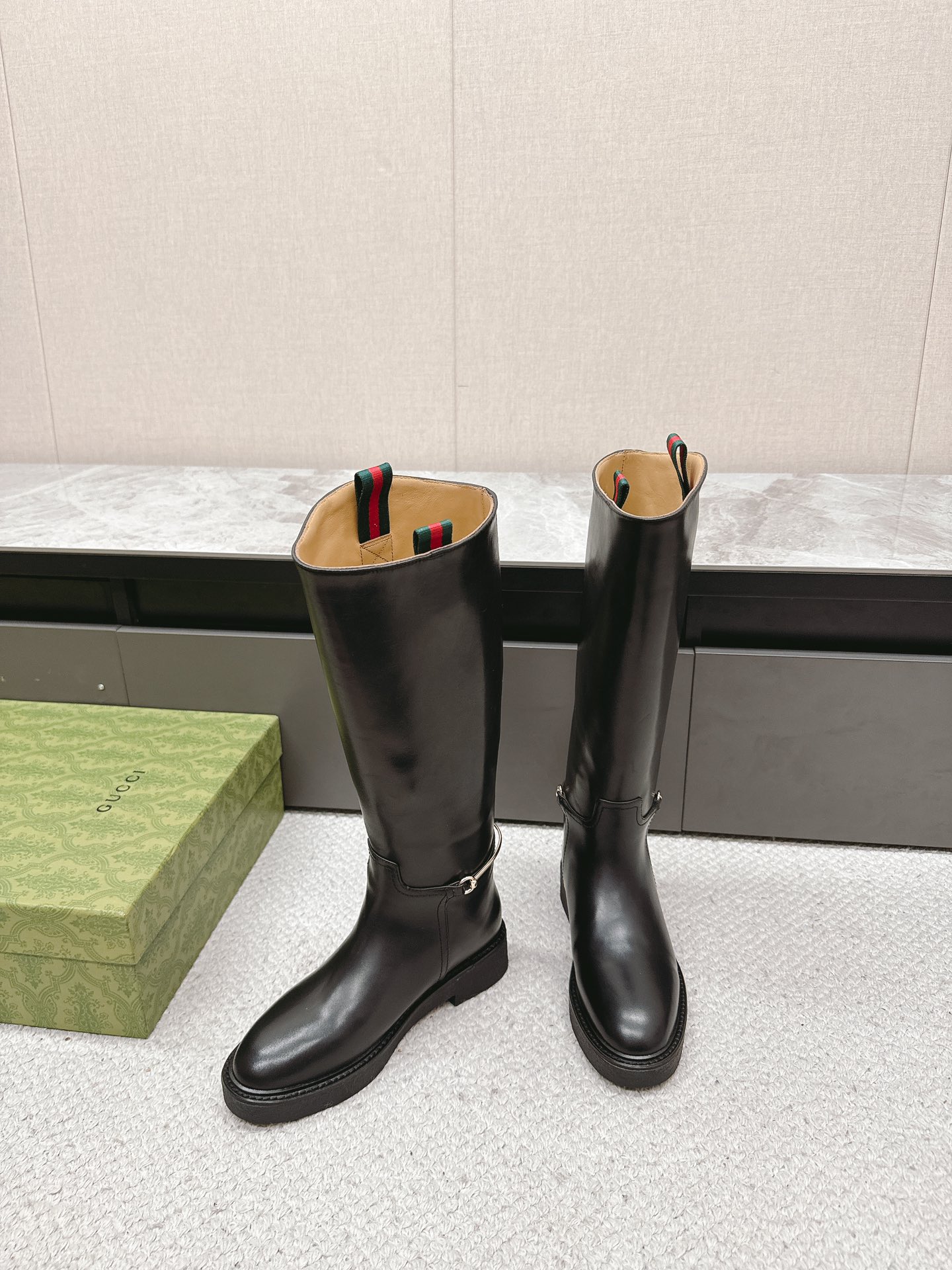 GUCCi equestrian boots 001