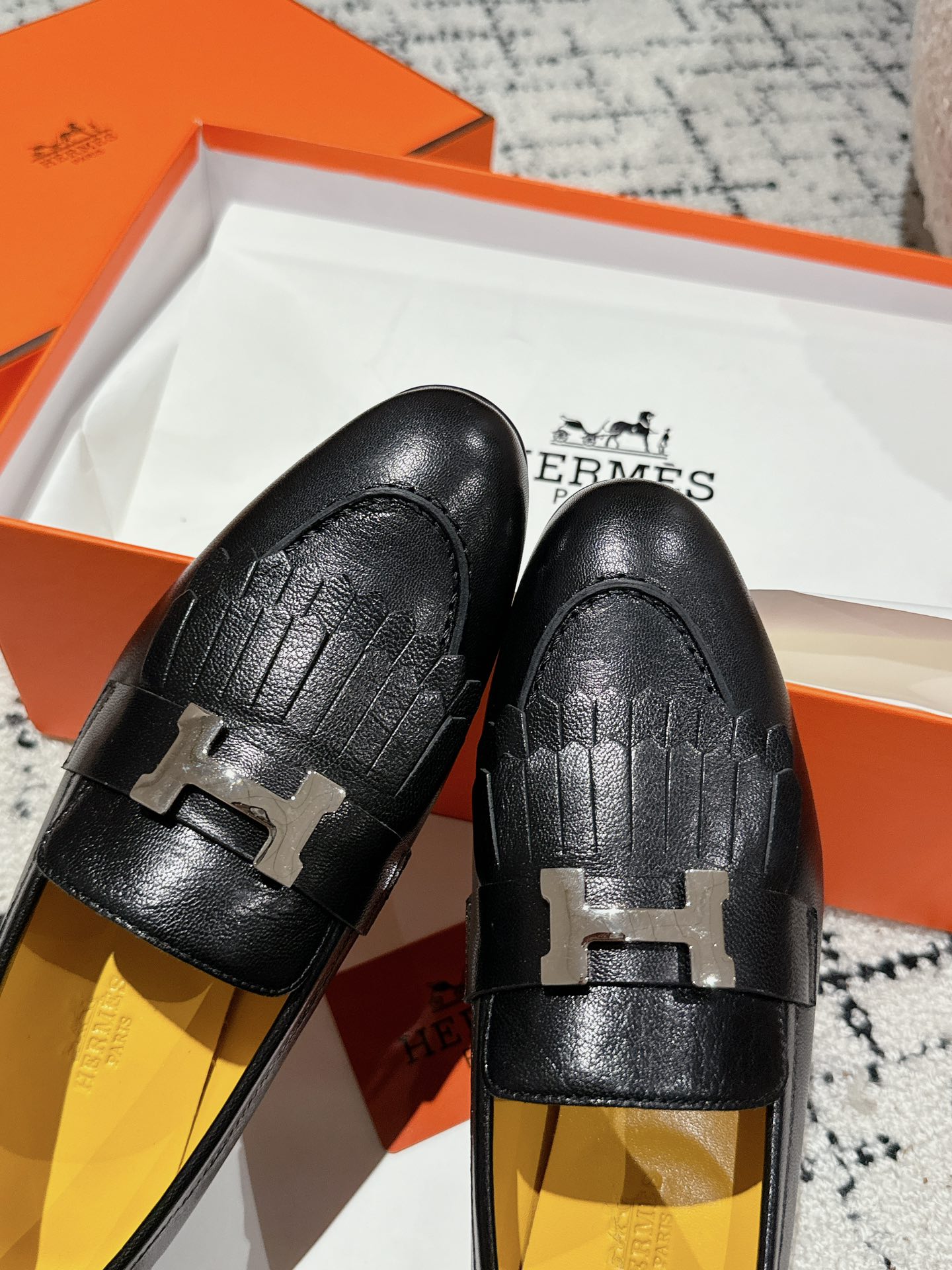 Hermès Causal Loafers Shoes 001