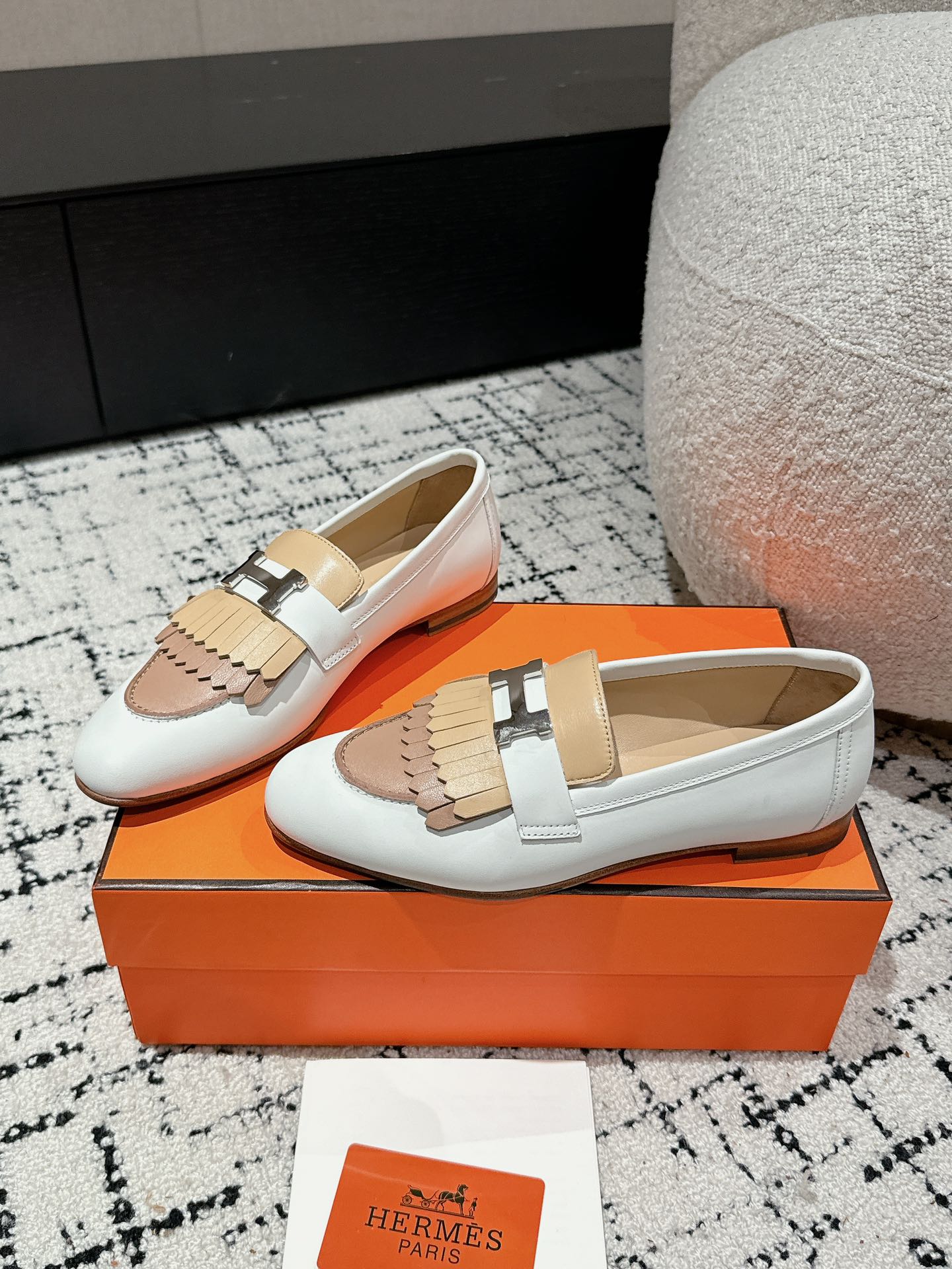 Hermès Causal Loafers Shoes 002