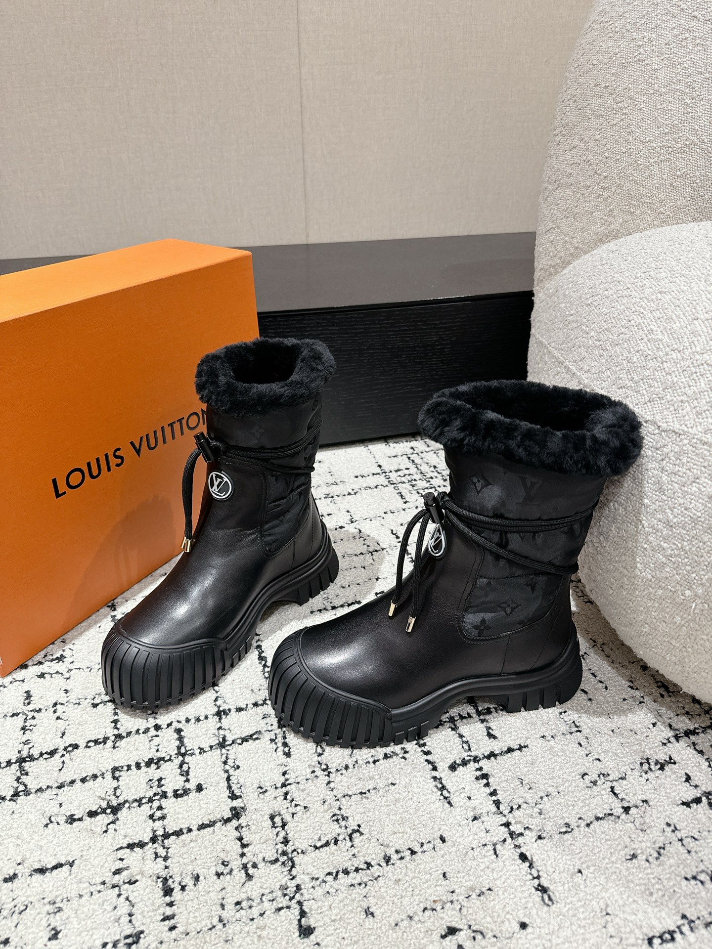 Louis Vuitton 24 Ruby Flat Ankle Boot 003