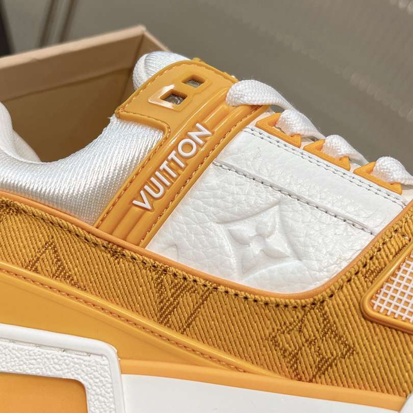 Louis Vuitton Trainer Sneaker 001