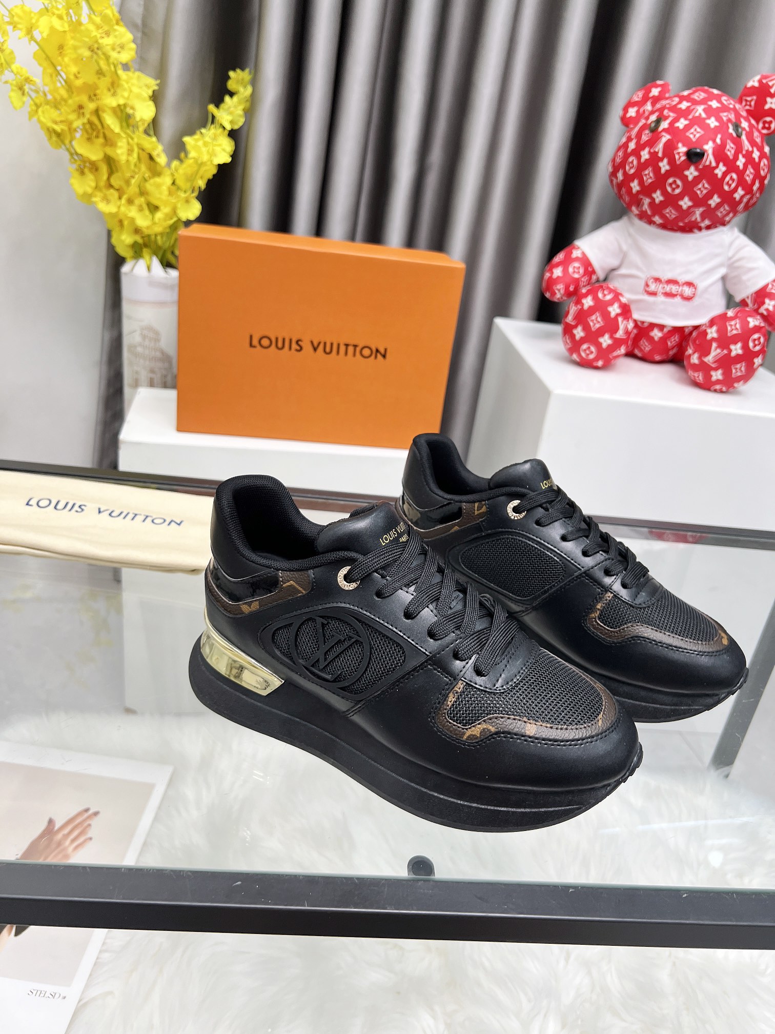 Louis Vuitton Neo Run Away Sneaker 001