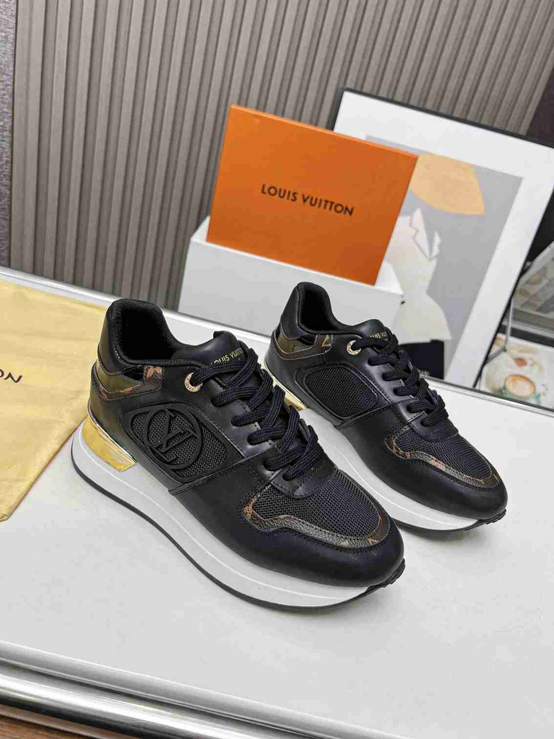 Louis Vuitton Neo Run Away Sneaker 001