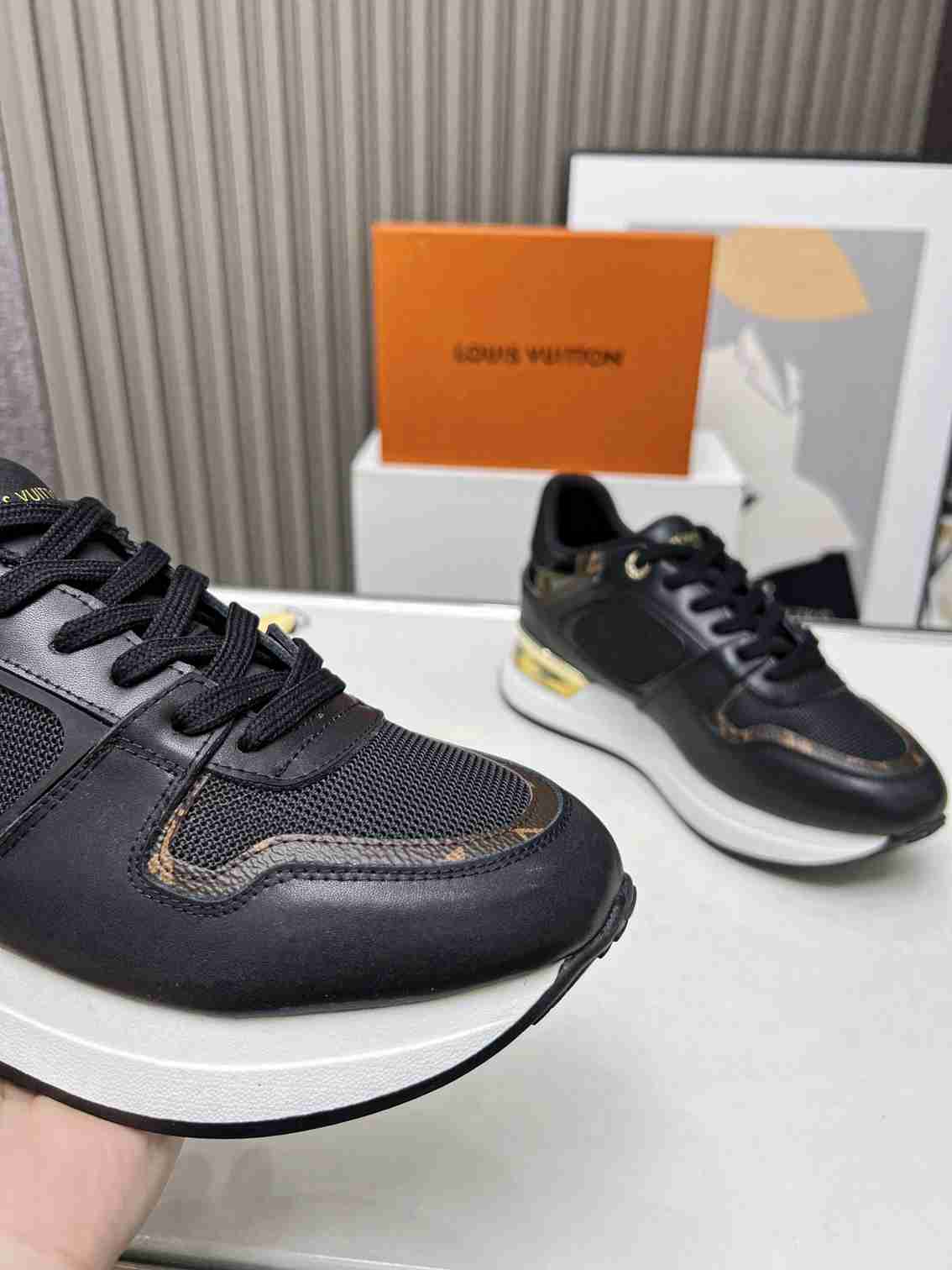 Louis Vuitton Neo Run Away Sneaker 001