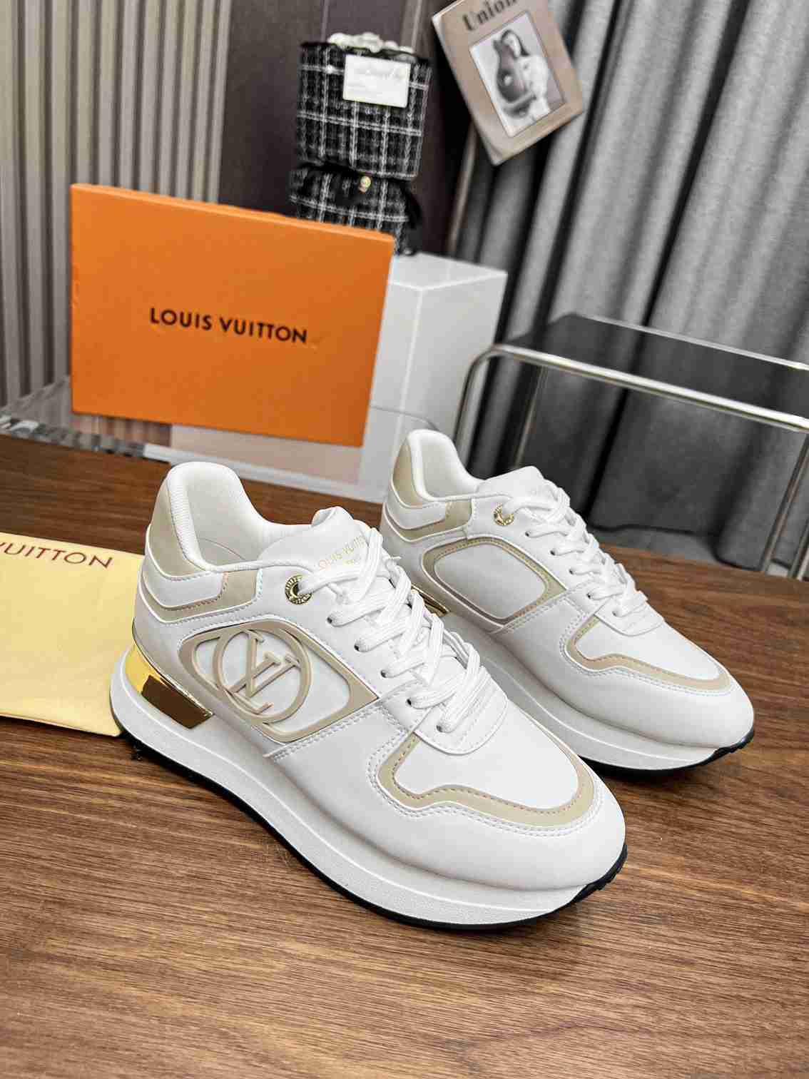 Louis Vuitton Neo Run Away Sneaker 001