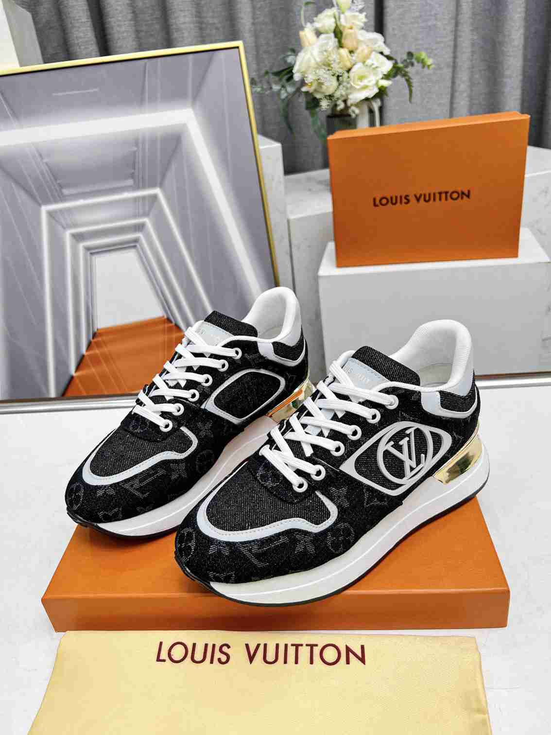 Louis Vuitton Neo Run Away Sneaker 002