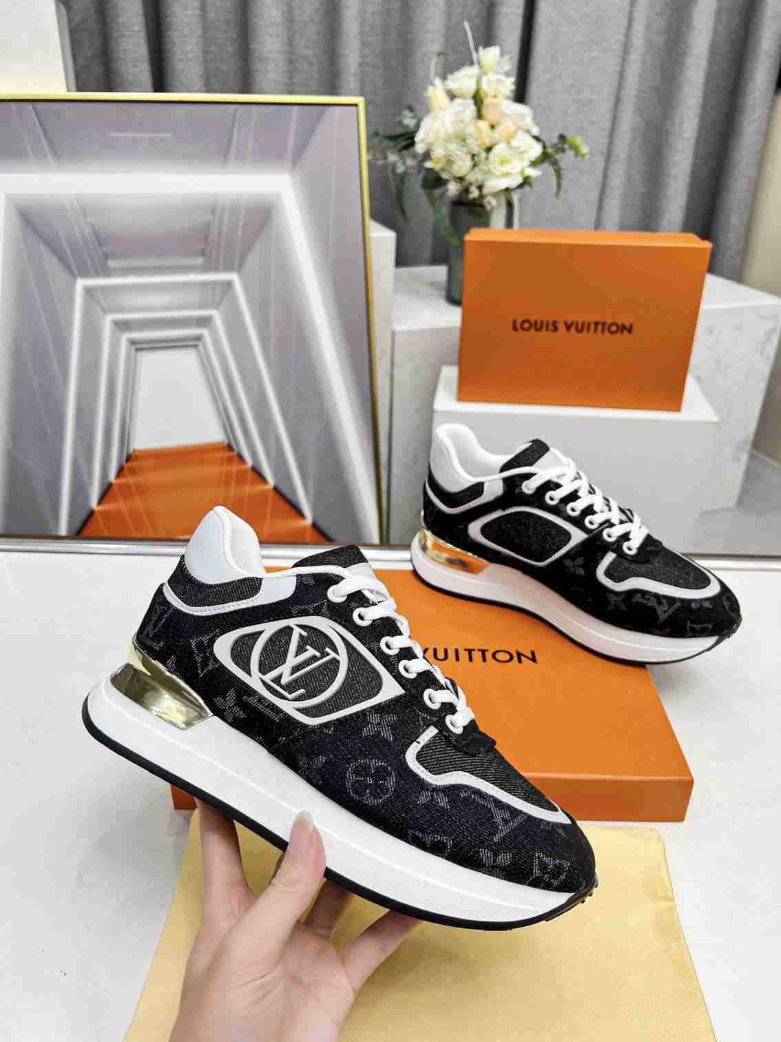 Louis Vuitton Neo Run Away Sneaker 002