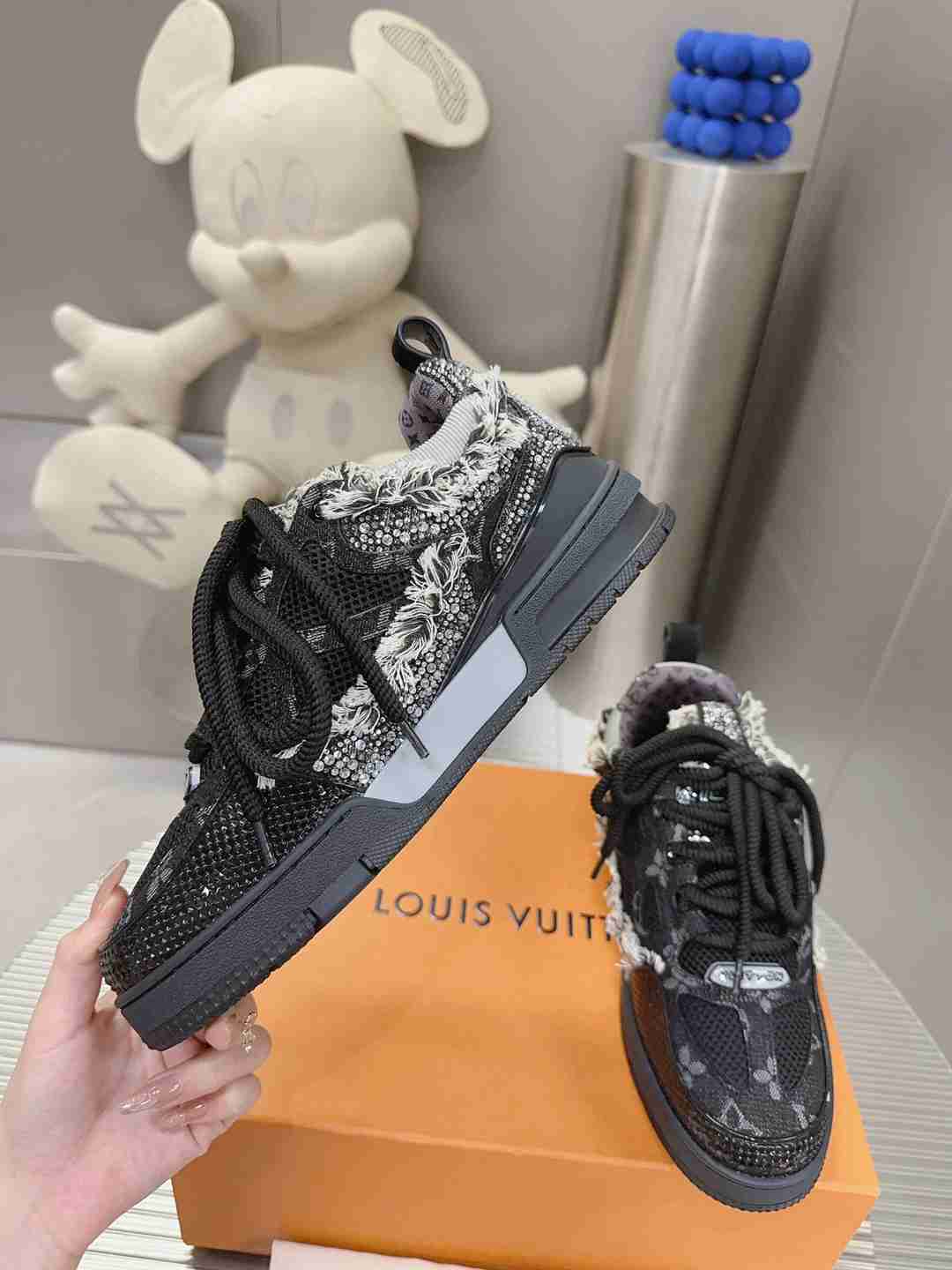 Louis Vuitton Skate Sneaker 004