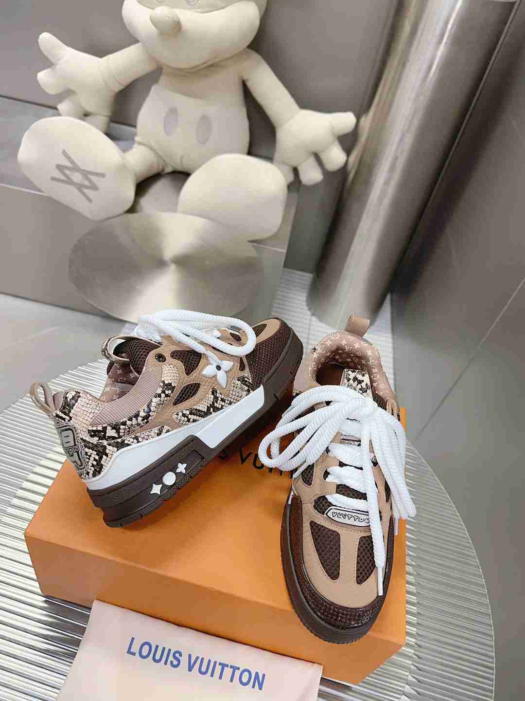 Louis Vuitton Skate Sneaker 004