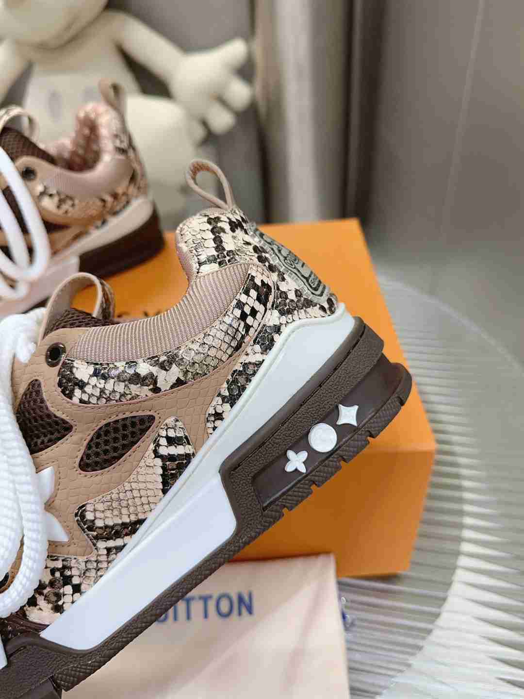 Louis Vuitton Skate Sneaker 004